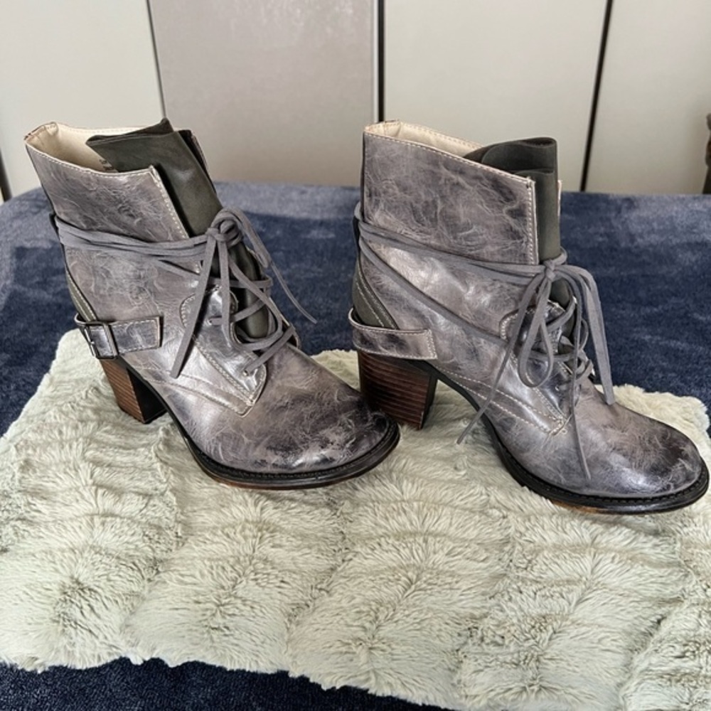 MAURICES ANKLE BOOTS‎